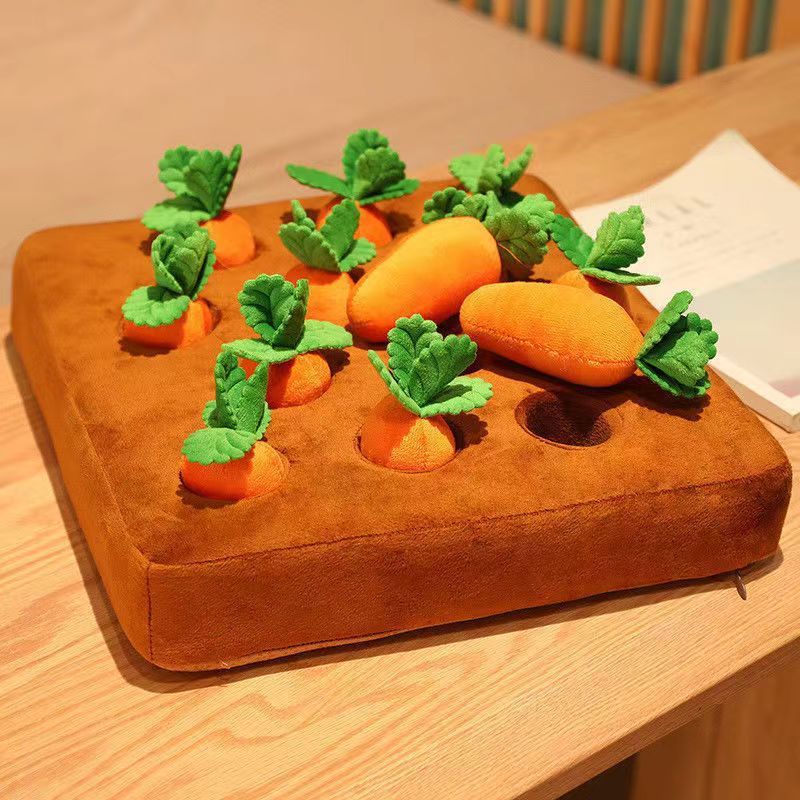 🥕 Jouet interactif pour chien – Tapis carottes en peluche